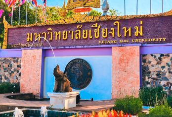 清迈素贴山双龙寺+清迈大学水库+夜间动物园一日游 含接送【游览清迈著名佛教圣地双龙寺，欣赏气势磅礴的彩色神龙雕塑】