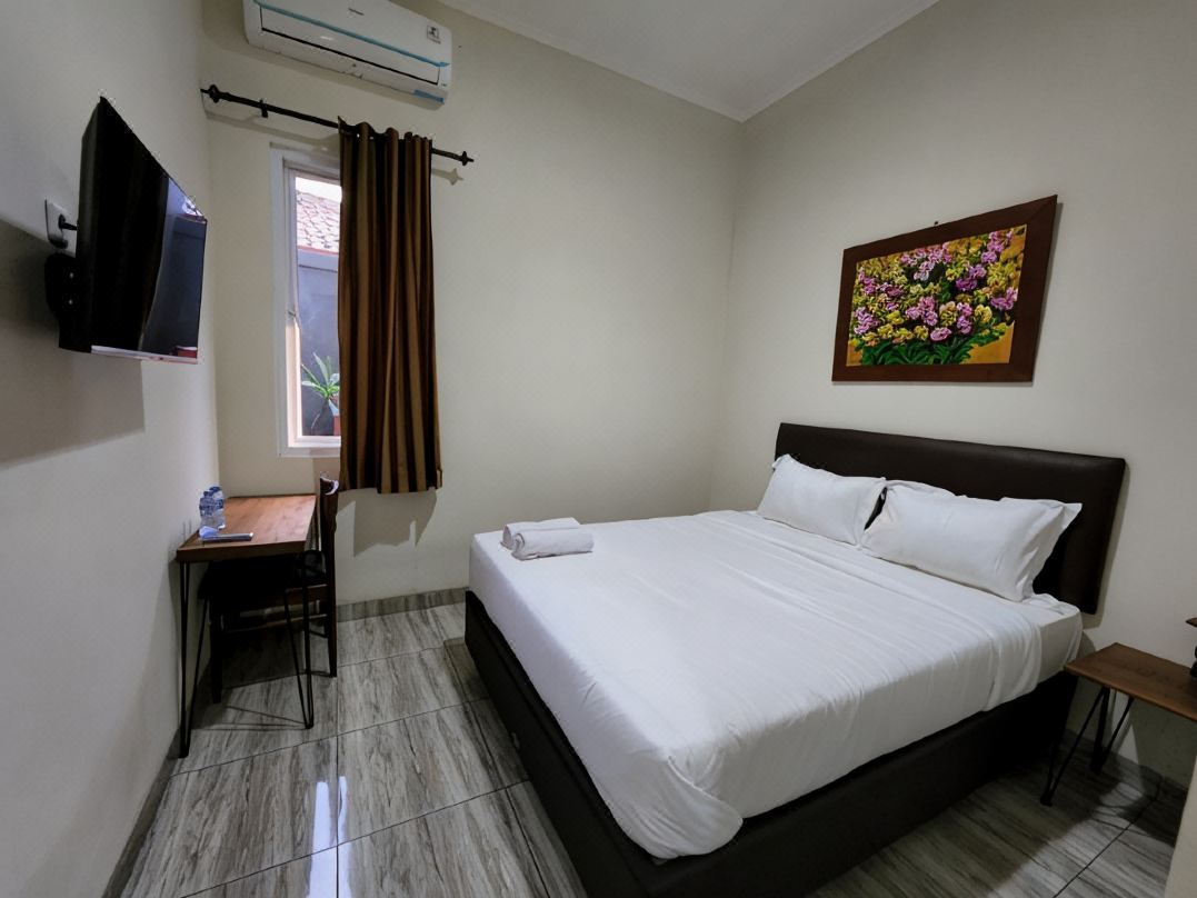 C53 Guest House