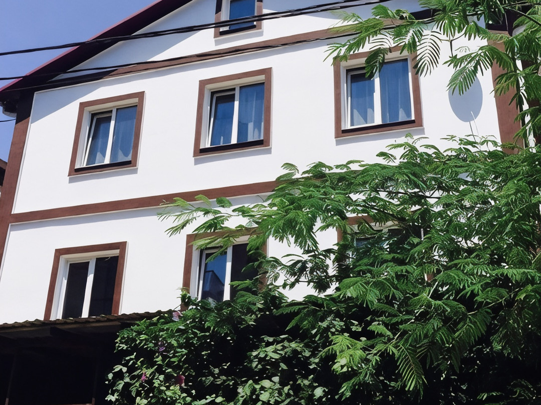 Dvin Guest House