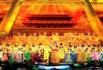 西安大唐芙蓉园+《梦回大唐》演出一日游【升级版·扫码入园】【欣赏充满梦幻与诗意的大唐盛世演出，独具特色的[大唐文化盛世乐舞]!】