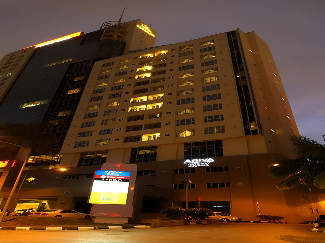 古晋艾丽华通道