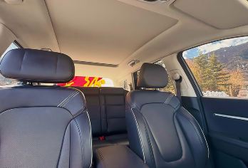 花湖包车游 「高铁-花湖-九寨」【商务 轿车 任意发车时间】【双高铁站出发套餐｜免费送达九寨沟口附近酒店｜包车更方便｜更私密】