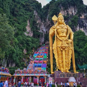 吉隆坡郊区黑风洞半日游 - 上午或下午可选