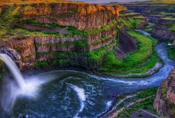 美国+黄石国家公园私享行-盐湖城往返-三进黄石三-日深度游【专业行程定制，精选热门景点，高效游玩不走回头路，贴心服务保障，轻松】