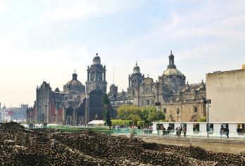 墨西哥-墨西哥城历史中心+大神庙可定制【中文专车-舒适纯净】【中文专车出行，景点灵活调整，打卡经典，游玩自己定义，无需等待，专属贴心服务，尽享惬意旅程】