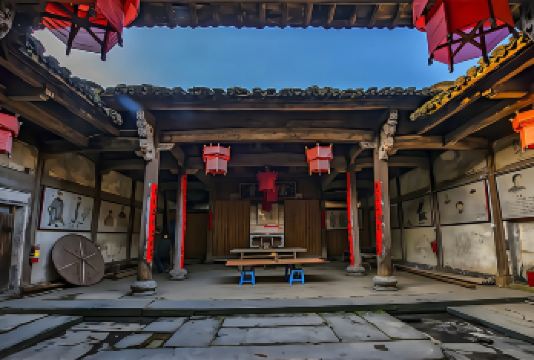 石台牯牛降一日游【池州站出发│含车费门票景交│满十人送向导】【[交通无阻]池州高铁站往返，为您解决交通问题，轻松打卡秘境野趣。】