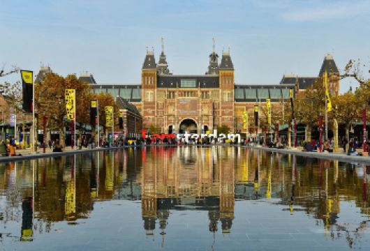 安妮之家+运河游船+阿姆斯特丹红灯区+水坝广场+国立博物馆【精品包车，私享空间，上门接送，轻松出行】