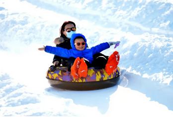 南阳老界岭滑雪场一日游【滑雪不限时双板+雪仗+雪鞋/雪圈】【南阳周边大的滑雪场】