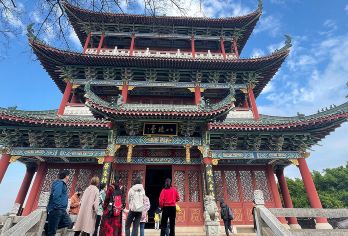 江西赣州八境台等+通天岩一日无购物（含司机、导游、景区门票）【[私人订制]一单一团 +不拼团 +不拼车】