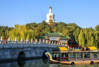 北京北海公园一日游【乘船游北海 京状元品牌导游讲解】【京状元品牌精讲团队带您乘船游北海公园 登永安寺白塔】