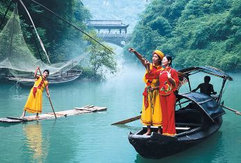 湖北宜昌三峡人家+龙进溪+水上人家一日游【5A级景点，宜昌热门网红景点，赏三峡美景感受土家文化，欣赏哭嫁、歌舞表演。】