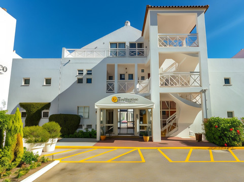 奥拉兰提蔻俱乐部观光公寓酒店主图