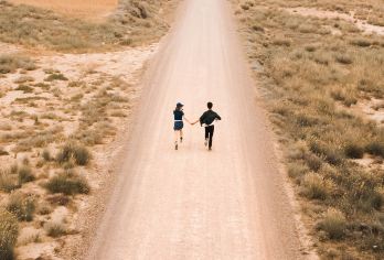 平山湖+七彩丹霞一日游【3人团+6人团/上门接送/长时停留】【[不错的1-3人宽松团]至多3人一车，车内更宽敞，旅途更自由，人少团小，市区上门接送，张掖西附近接送】