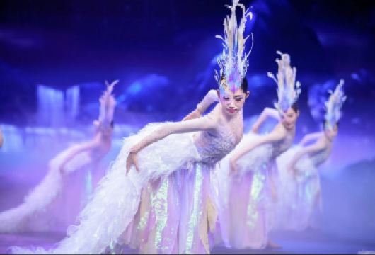 宜昌三峡千古情景区一日游【含<千古情>演出票+往返接送车费】【不用早起，景区内可自由活动；两种席位可选。】