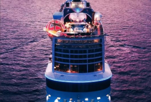 皇家光谱号|2026年船 票 济州长崎冲绳釜山新春欢乐海岸【能以独特海上视角接近冰川、峡湾等自然奇观，且一次行程串联多个目的地，享多国风情与便捷的免签登陆政策。】