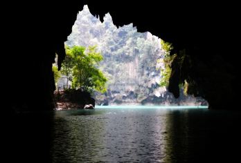 巴马三门海+百魔洞+社更穿洞一日游【不含门票】【2-6人小团】