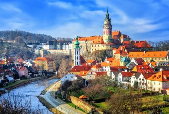 捷克克鲁姆洛夫布杰约维采包车一日游CB+CK小镇中文司机【捷克经典小镇游的不二之选】