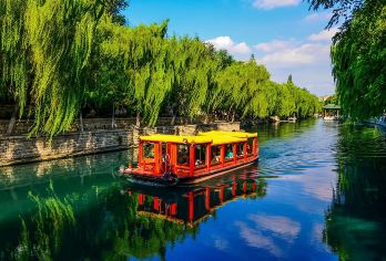 济南趵突泉+山东博物馆+千佛山+大明湖包车一日游 可英文服务【打卡趵突泉，看天下第一泉的喷涌奇景，醉心济南风情】