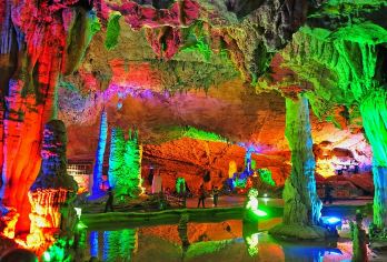 云南九乡一日游【一价全含▼赠特色午餐▼纯玩团▼金牌导游】【[游玩品质]给游客充足时间饱览美景，身临其境感受地下溶洞地貌奇观！】