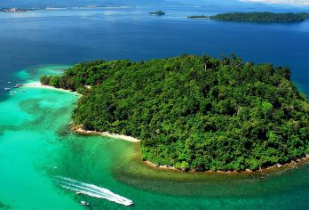 哥打京那巴鲁岛逃生和钓鱼探险之旅【**的浮潜体验、清澈的珊瑚花园、设施和海滩。 难忘的跳岛之旅 在沙巴丰富的水域中钓起自己的鱼】