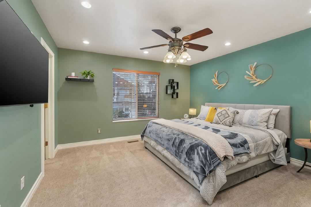 Spacious 5BR Retreat with Game Room, PS5 & Garage