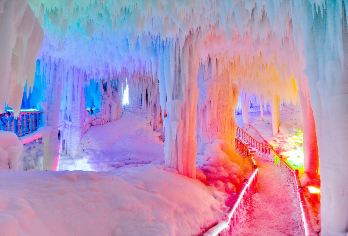 临汾云丘山景区一日游【临汾起止▲赏万年冰洞▲多套餐选择】【乘坐山西省最长的索道；全程1314米，寓意一生一世圆圆满满。】