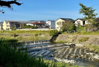 日本京都-琉璃光院-三千院-贵船神社-红叶满天 京都巡礼。【专业行程定制，精选热门景点，高效游玩不走回头路，贴心服务保障，轻松】