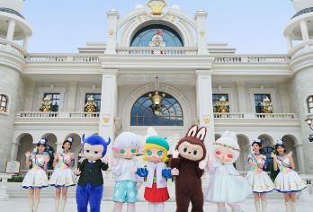 北京慕田峪长城+泡泡玛特POP主题乐园一日游【家庭VIP团】【[套餐多样化]畅游2大5A级景区，包含景点门票无需您预约，五环内专车接送。】