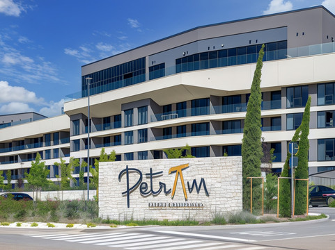 Petram Resort & Residences