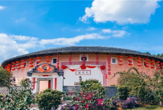 南靖云水谣古镇+福建土楼(永定)景区+和贵楼一日游【[小团升级]8点左右岛内酒店门口接/全天全团接送讲解8人内】