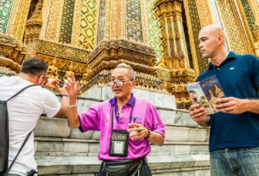 【金牌讲解】曼谷大皇宫+丹嫩沙多水上市场+美功铁道市场一日游【金天鹅20年老品牌 更优质的出行体验】