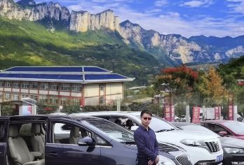 恩施大峡谷/屏山/地心谷/鹿院坪/梭布垭/包车纯玩/各种车型【[VIP包车游]专车接送，舒适车型本地司机】