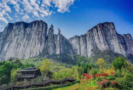 【一单一团·含必消景交】恩施大峡谷+七星寨+云龙地缝一日游【[缤纷景点]]一单一团不与陌生人拼团，「多款车型灵活可选」随走随停，游玩时间您说了算。】