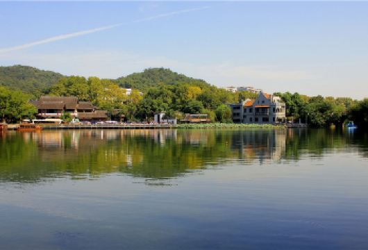 杭州西湖风景名胜区一日游【包车游 景点可调 时间可调  】【包车旅游，行程更轻松，杭州景点可以自由调整。】