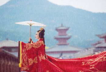 横店影视城+秦王宫+广州街香港街+明清宫苑（杭州市区上门接）【杭州市区范围内免费上门接，天天发班、纯玩无购物】