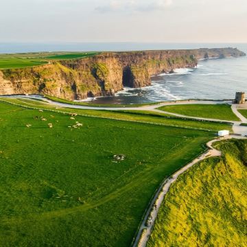 爱尔兰莫赫悬崖+巴伦+戈尔韦一日游【大西洋之路/空调巴士】