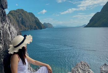 爱妮岛之旅 C 隐秘海滩和神社【探索直升机岛，该岛因其形似直升机的独特石灰岩悬崖而得名。 探索秘密海滩 (Secret Beach) 的隐秘之美，了解标志性的马丁洛克神社 (Matinloc Shrine) 周围的当地传说和历史。 在塔利赛海滩和星海滩浮潜，这两个令人惊叹的地方以其丰富的珊瑚礁和海洋生物而闻名。】