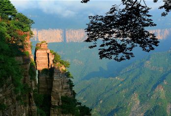 回龙天界山景区一日游【挂壁公路+纯玩高品+含景区内交通车】【含挂壁公路+纯玩高品+含景区内交通车】