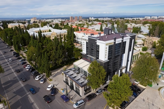 尊贵酒店甘贾-官方