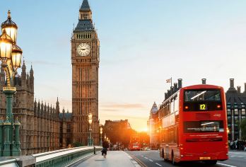 英国伦敦出发 威斯敏斯特+温布尔登草地网球俱乐部半日游【感受威斯敏斯特悠久历史，参观国会大厦、大本钟、唐宁街，沉浸式感受英伦风情】