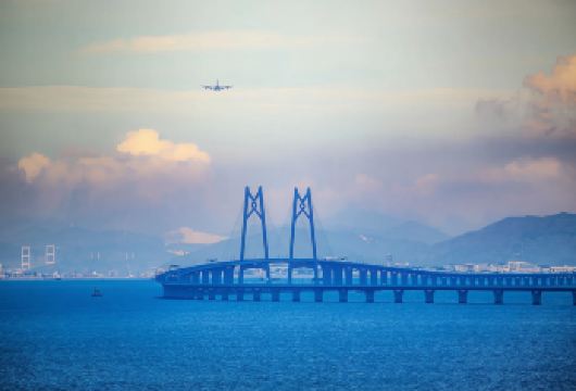 坐车上港珠澳大桥+珠海热门景点一日游【私家小团上门接送】【私家旅行：一单一团，不拼客，享专属旅行；品质服务：5座/7座车上门接送，专职司机护航】