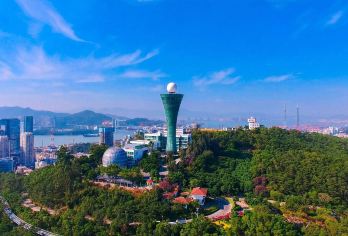 音乐广场+海上明珠塔+屿见闽南一日游*上门接送【[屿见闽南]闽南幻境主题景区“屿见闽南·时光幻境”。】