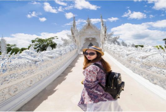 泰国清迈白庙+黑庙+蓝庙一日游【小团丨中文导游丨酒店接送】【[赏艺术建筑]天堂白庙+地狱黑庙+魔幻蓝庙，艺术创作之美，瞬间被征服 !】