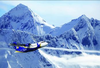 尼泊尔飞越珠穆朗玛峰1小时山地飞行+俯瞰珠峰喜马拉雅山全景【飞越世界屋脊俯瞰喜马拉雅山脉，从不同的角度感受珠峰，将地球上至高的山峰尽收眼底】