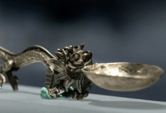 广州十三行博物馆【猩咖说|含门票|私家包团|2小时深度讲解】【[独立成团]一单一团，享受私家小团，一对一服务听得清看得懂】