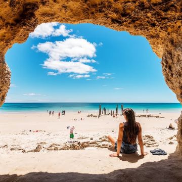 南澳菲尔半岛+魔方酒庄之旅【洞穴海滩+花岗岩岛 酒店接送】