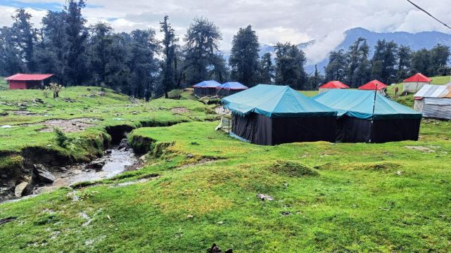 Chopta Hilltop Camps