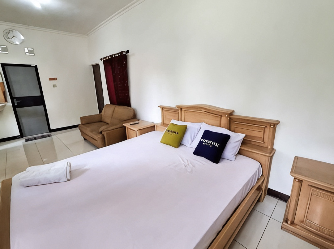 Cianjur Urbanview Kusuma Garden酒店