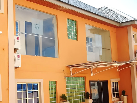 Ahoada酒店住宿-144 SUITES LUXURY HOTEL