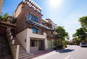 惠州南昆山5房9床温泉别墅+泡池+麻将+KTV+桌球+烧烤【别墅内带温泉入户+桌球+KTV+麻将+烧烤炉，配套一个泡池，足不出户畅玩别墅。（不带泳池）】